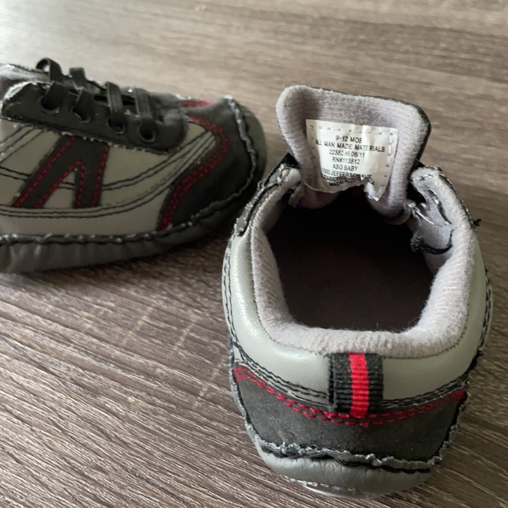 Baby Boy Shoes size 9-12 Months - Picture 5 of 5
